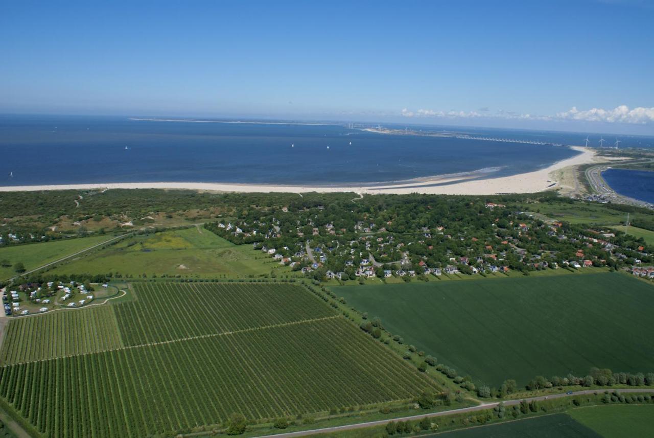 Duinhotel Breezand Vrouwenpolder Exterior photo